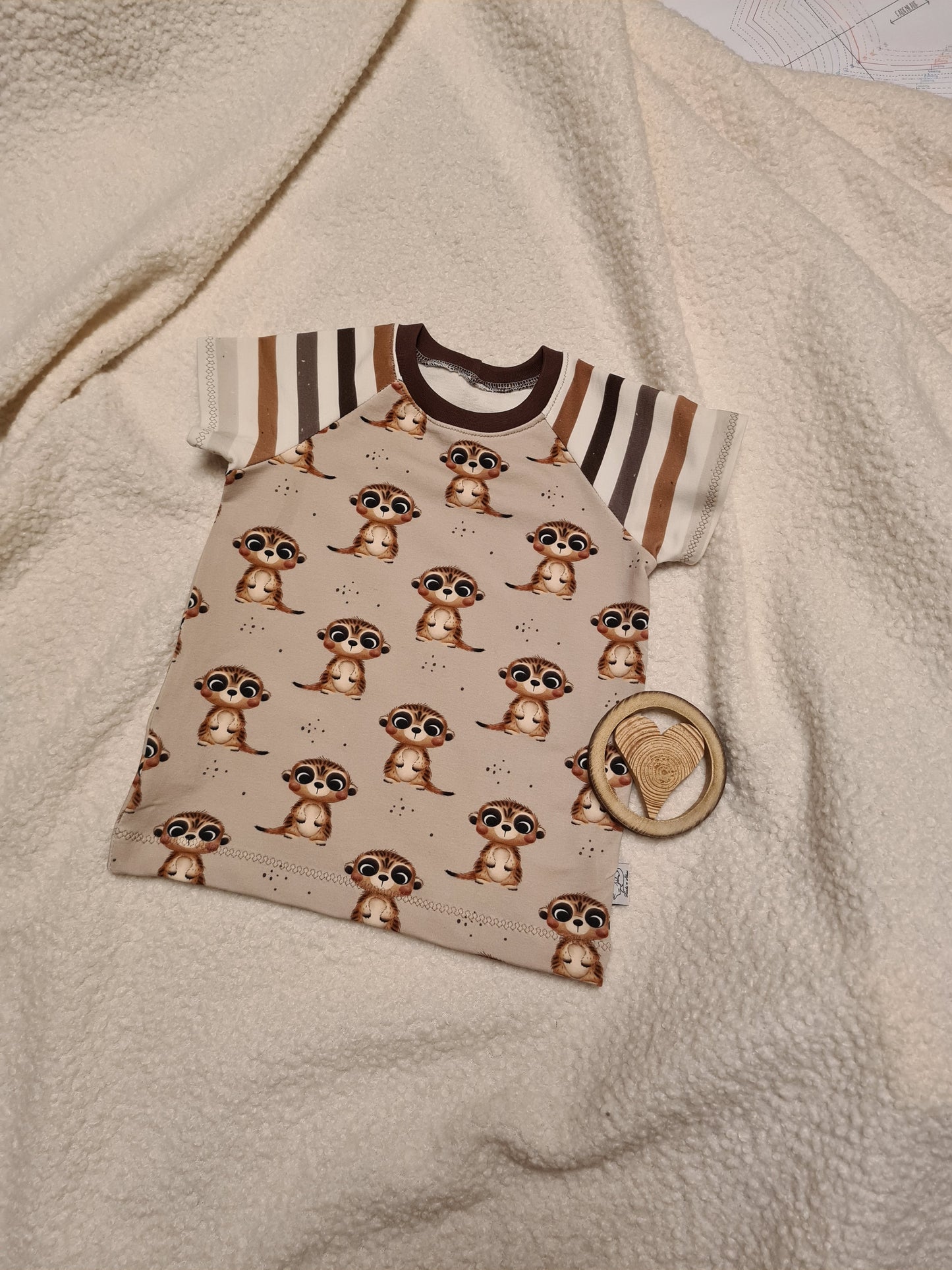 T-Shirt Erdmännchen Gr. 92